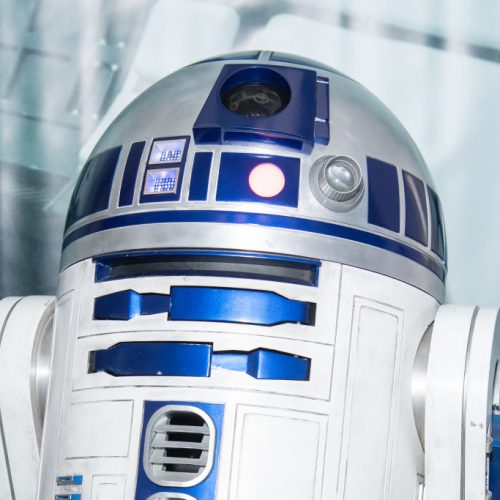 R2 D2