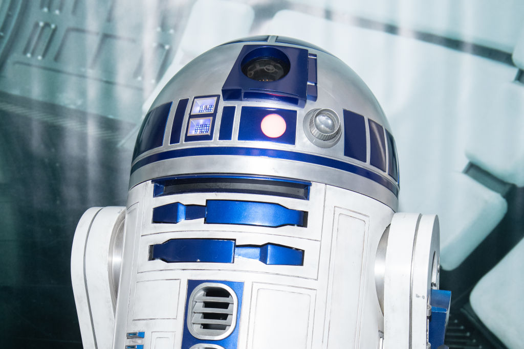 R2 D2