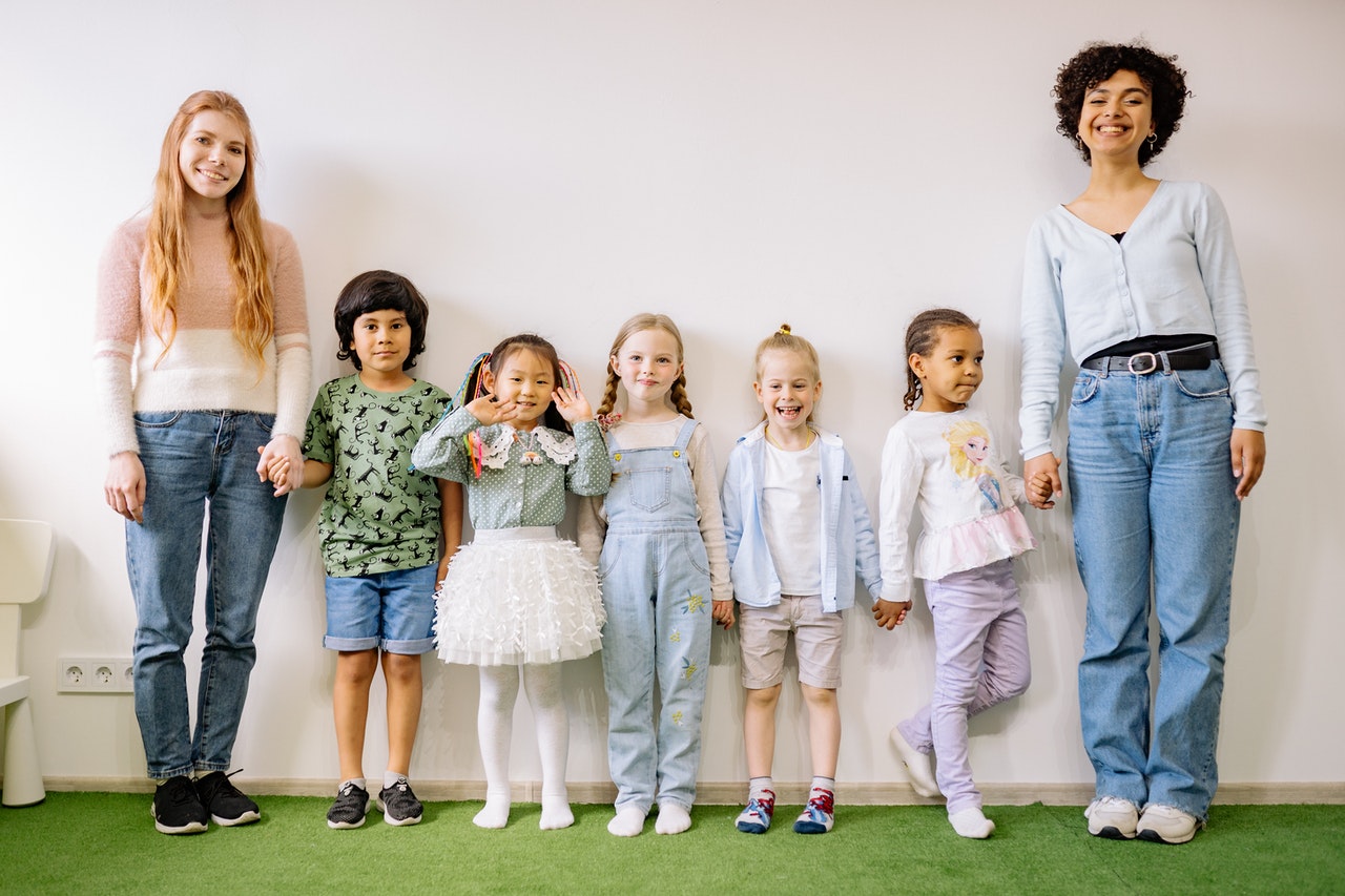 niños en guardería